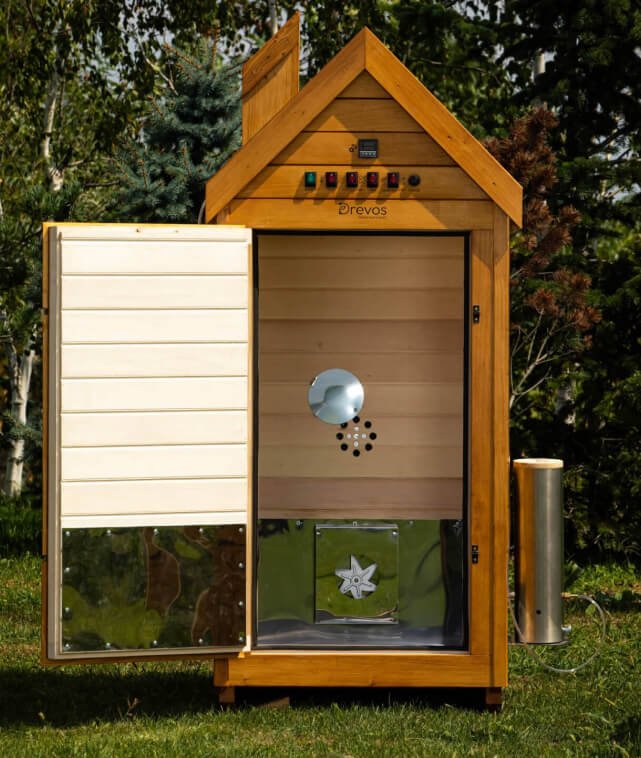 Nu, varianta standard (lemn cu bază din inox) e suficientă